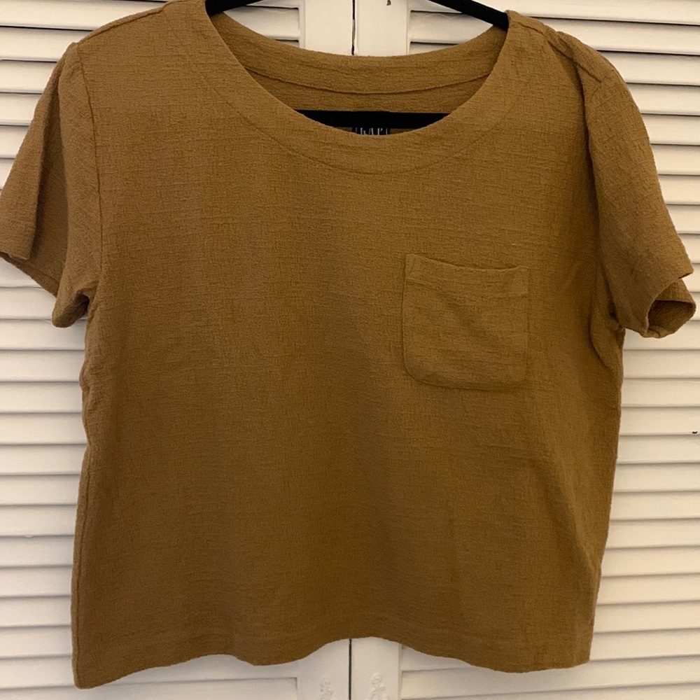 Gap Tee